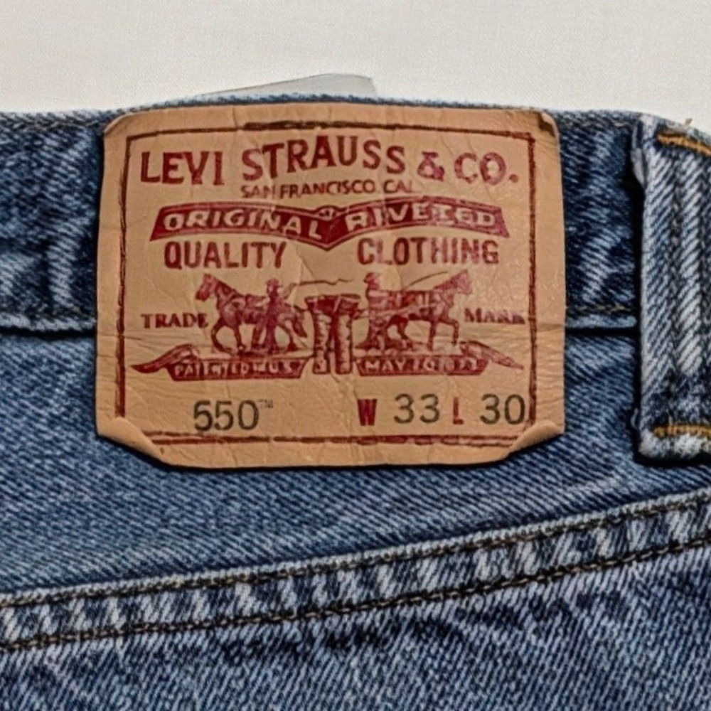 Levi's 550 Relaxed Fit Jeans Men's 33x30 Blue Medium Wash Tapered Leg Denim